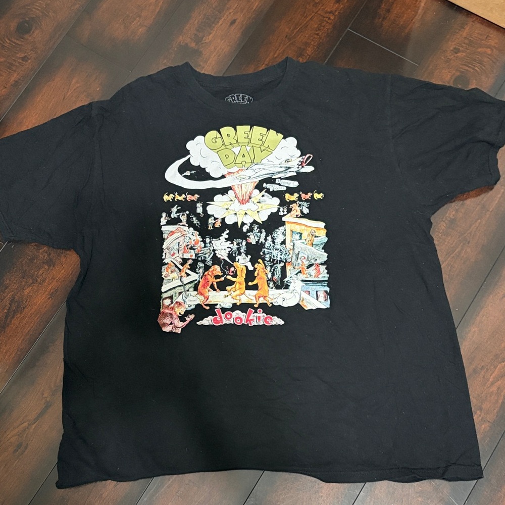 Green Day Black Graphic Tee - Picture 3 of 4
